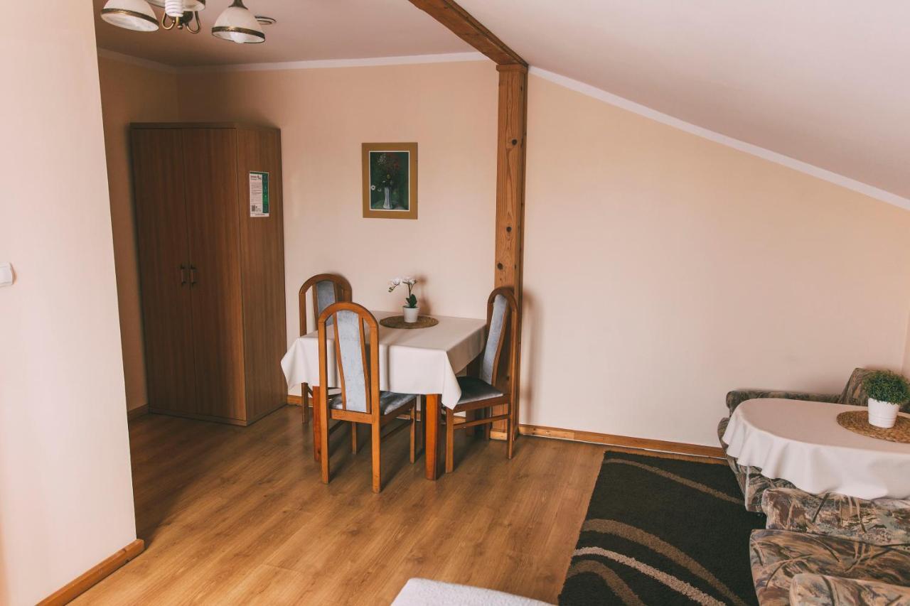 Pokoje Gościnne&Restauracja Pestka Choczewo Zewnętrze zdjęcie