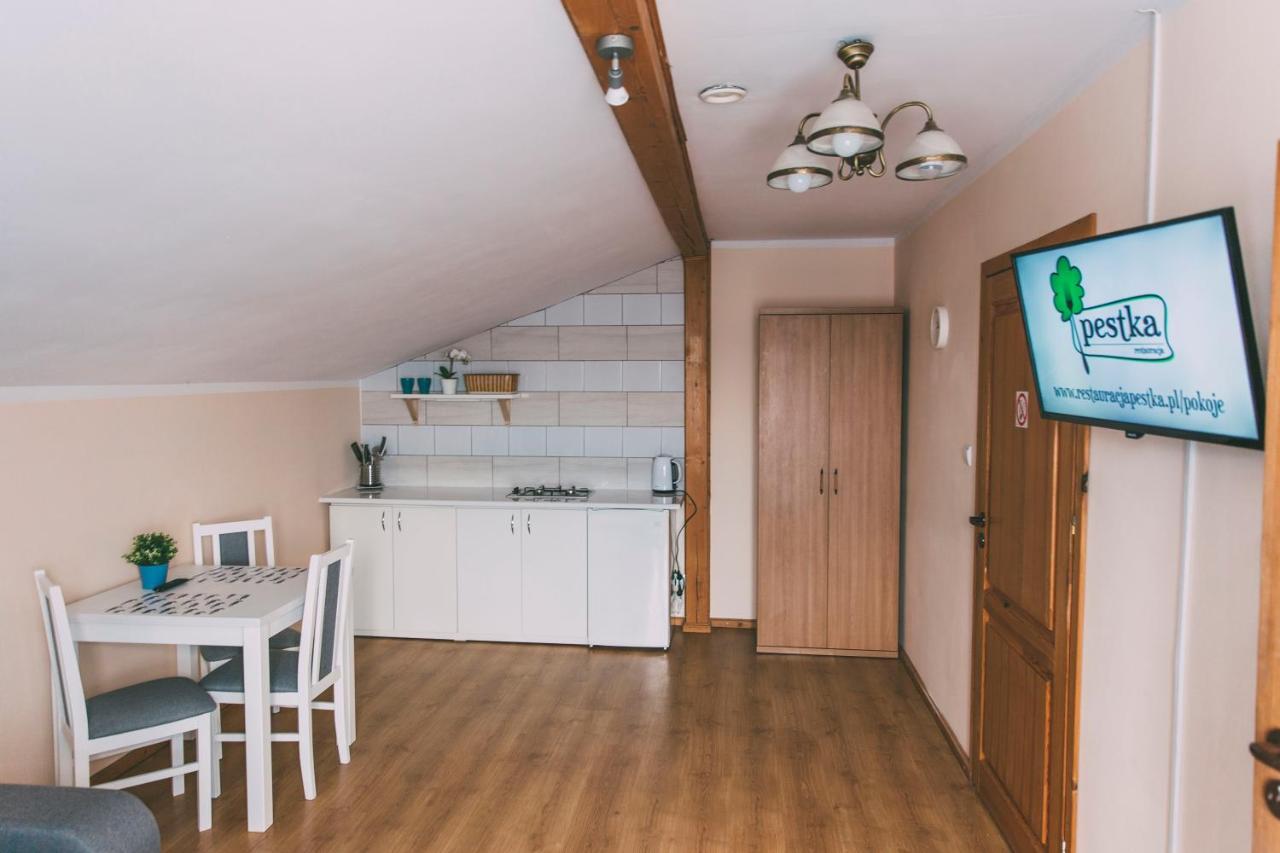 Pokoje Gościnne&Restauracja Pestka Choczewo Zewnętrze zdjęcie